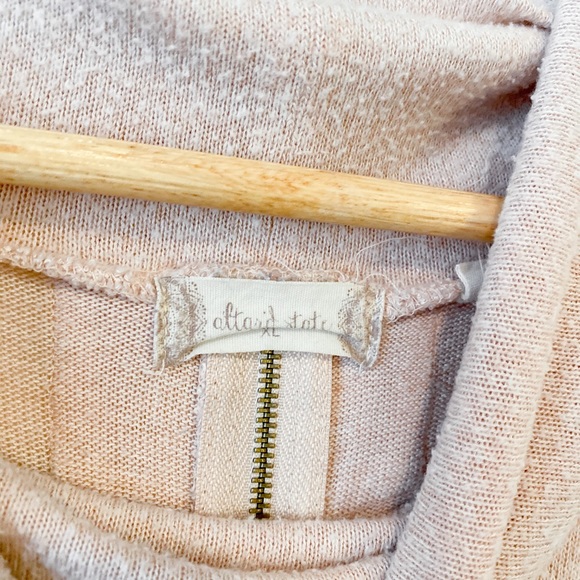 Light Pink Turtleneck Sweater with Zipper back - Picture 3 of 4